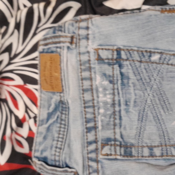 Pants - Picture 8 of 11